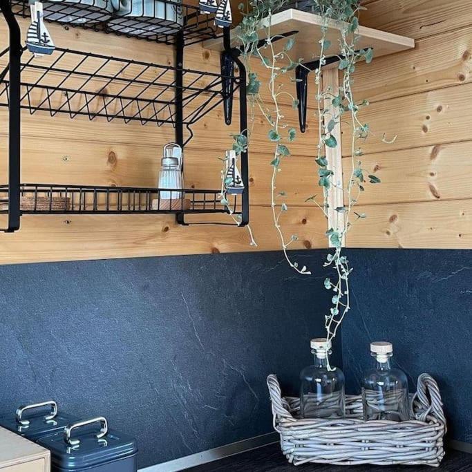 Hotel Aquachill Houseboat & Wellness Liptovský Trnovec Esterno foto